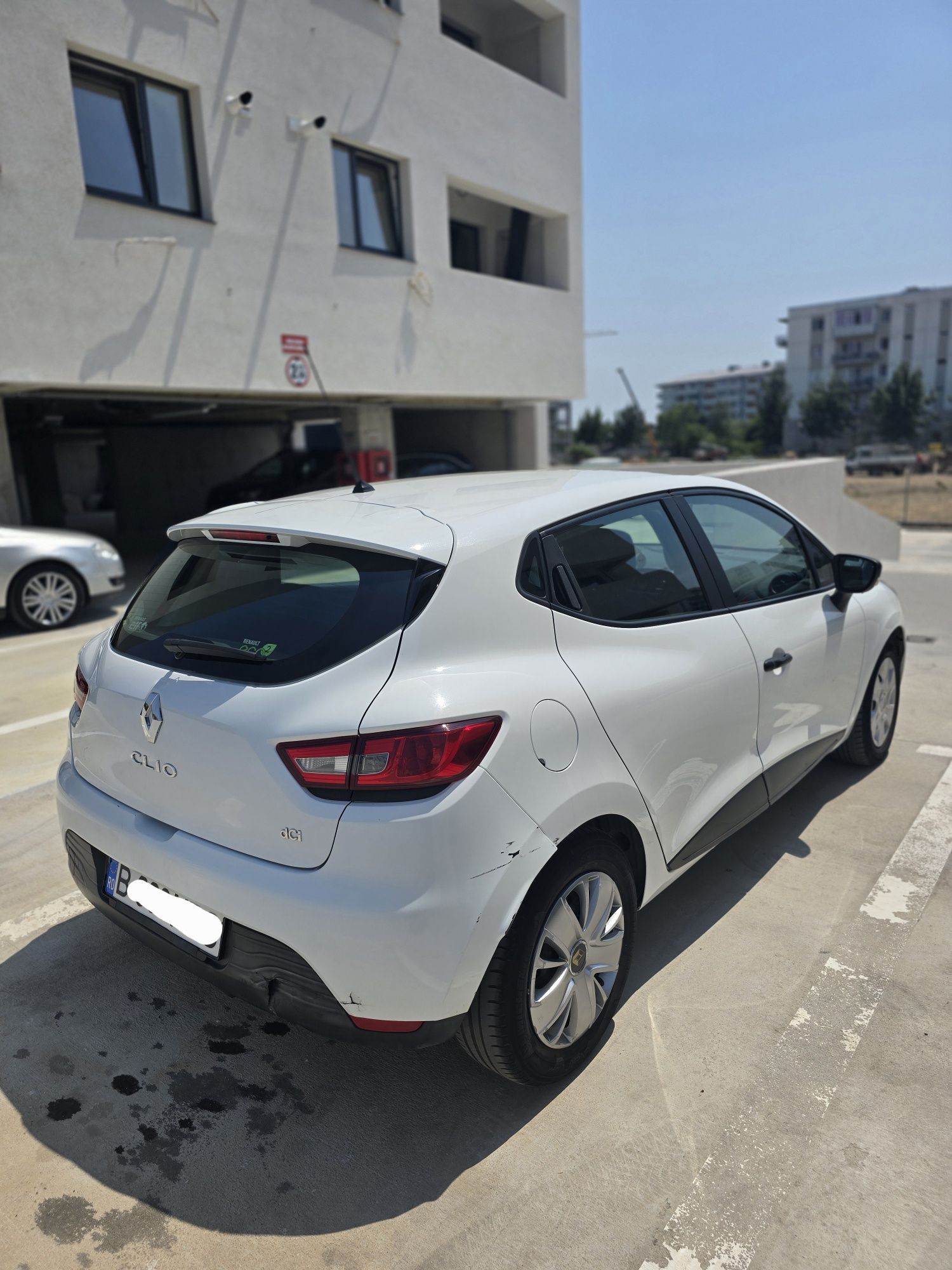 Renault Clio 4 hatchback 1.5 dci, 75cp, 4 anvelope iarna, ITP 2026