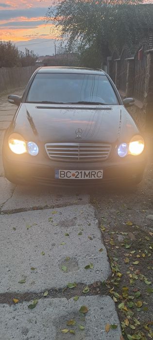 VAND Mercedez Benz