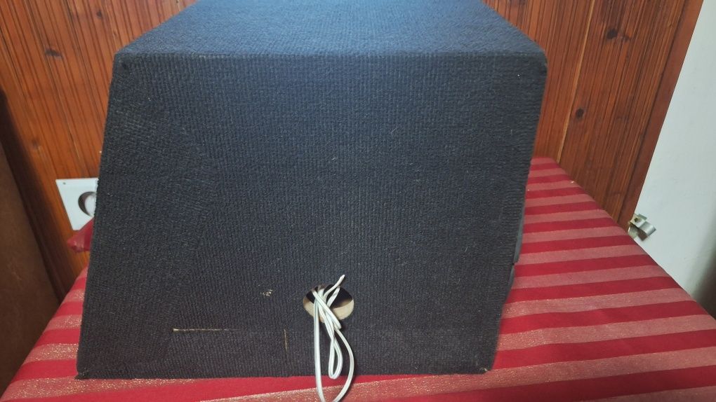 170 lei Subwoofer JBL 300w Rms alpine kicker hifonics