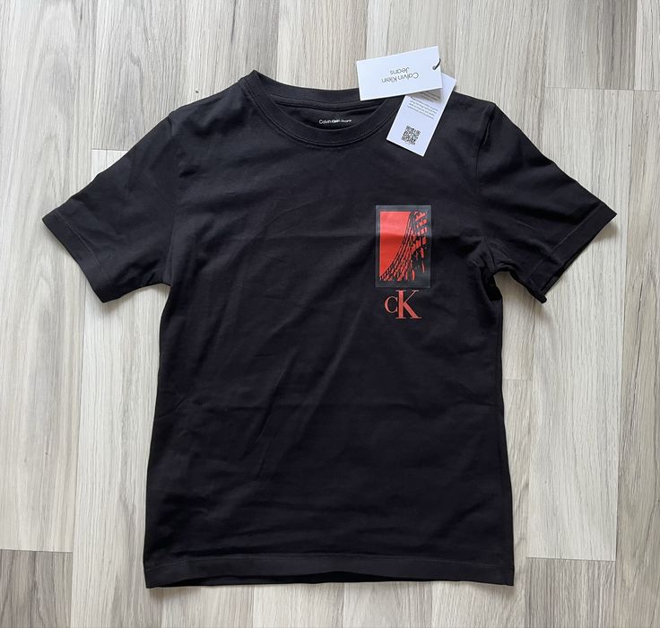 Tricou Calvin klein marime 140 cm