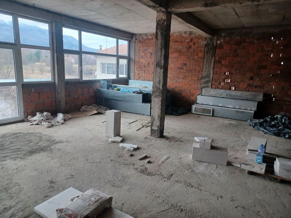 Продава се Промишлена сграда в Кюстендил, Запад - 1599 кв.м за 169 €/кв.м - Снимка #1