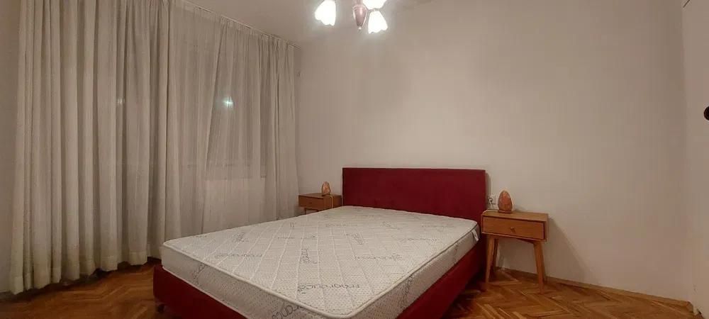 Дава се под наем Двустаен апартамент в Бургас, Лазур - 60 кв.м за 346.8 € - Снимка #3