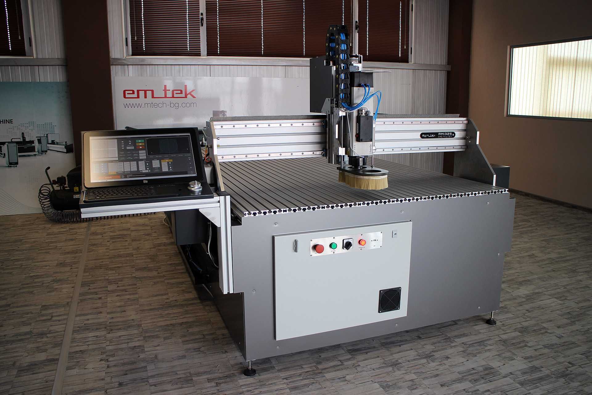 CNC рутер RM1325ATC