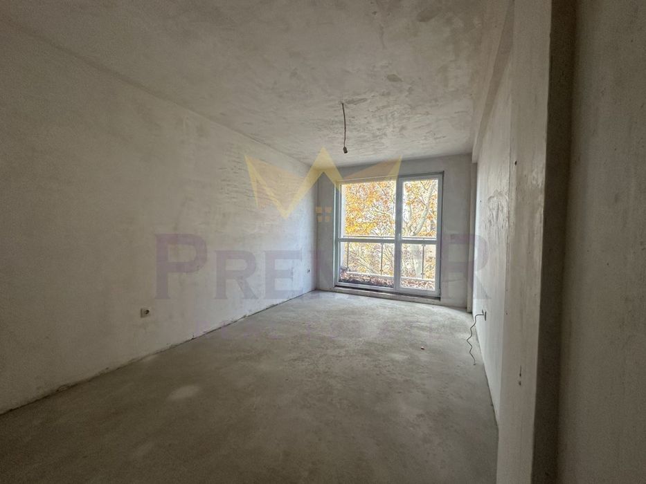 Продава се Тристаен апартамент в Варна, Погреби - 94 кв.м за 1703 €/кв.м - Снимка #6