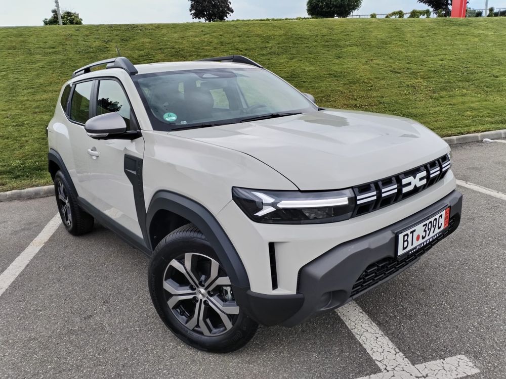 Dacia Duster 2025 TCe 4x4 Mild-Hybrid 2000km Import Germania