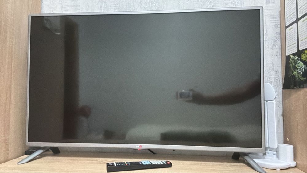 Продам телевизор LG