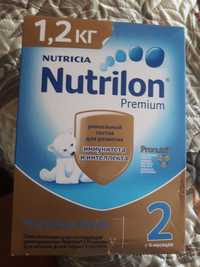 Молочная смесь Нутрилон 2