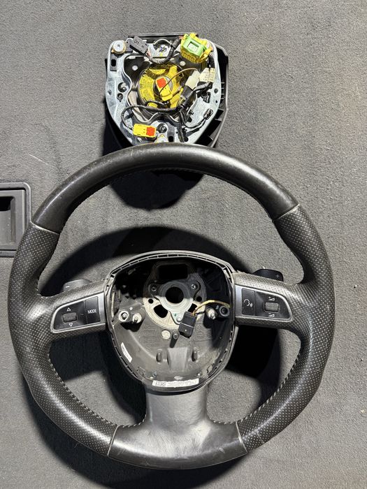 Мулти волан с Airbag за audi A5 8T / A4 B8