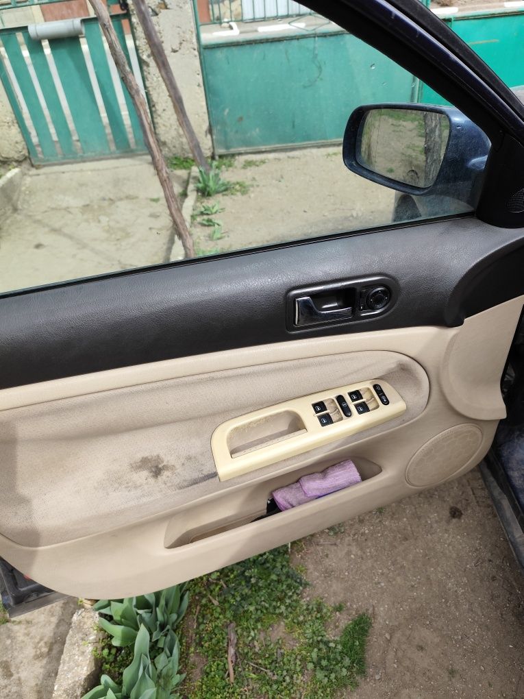 VW Passat 1.8 125кс.
