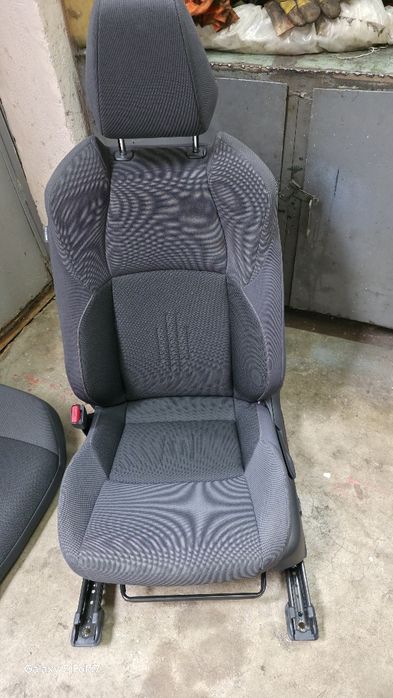 Салон за Toyota c-hr 2024