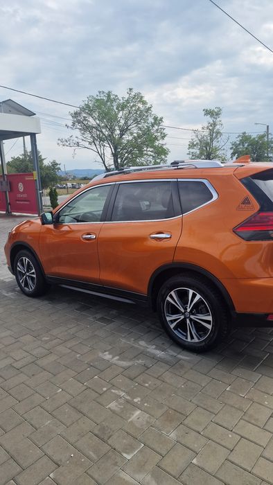 Nissan X - Trail