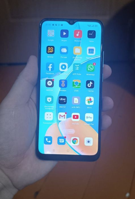 Oppo 15s продам срочно