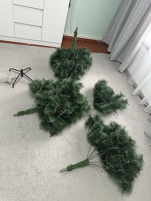 Продается новогодняя елка