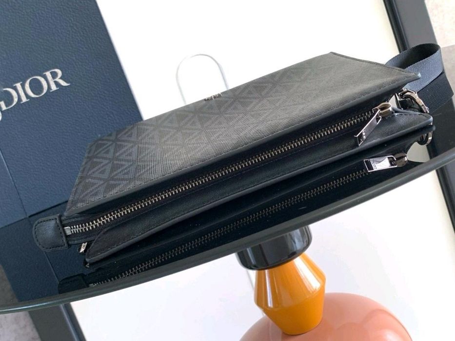 Кожена чанта DIOR