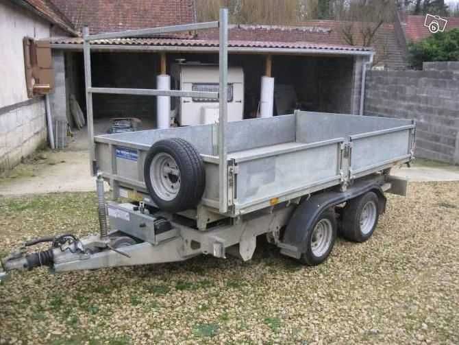 Remorcă basculantă Ifor Williams originală din 2008
