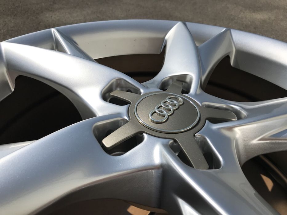 Джанти за Ауди А3 А4 Audi S3 17 цола 5Х112 С6 С лайн фейс РС 5 ротор R