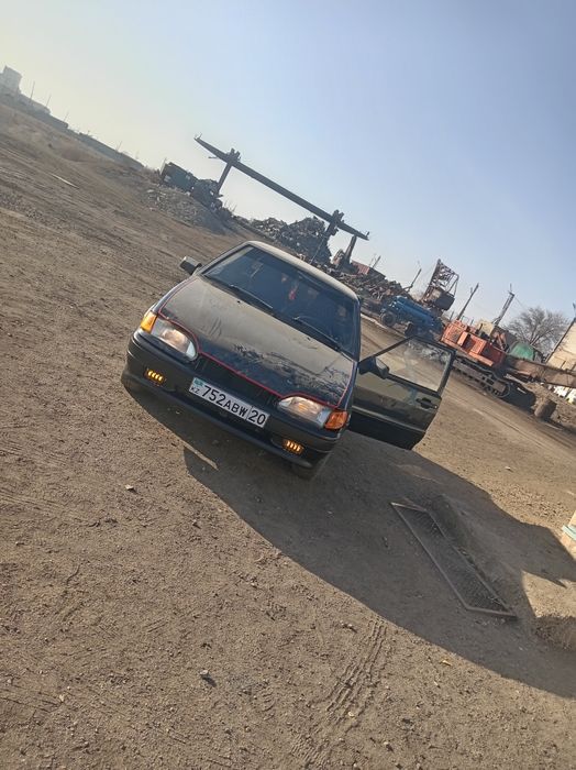 Продам машину на ходу есть не большие вложения  или обмен ключ на ключ