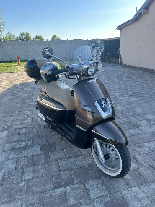 Scuter Peugeot Django 4T, 50cm, 2017 (2019)- model Retro