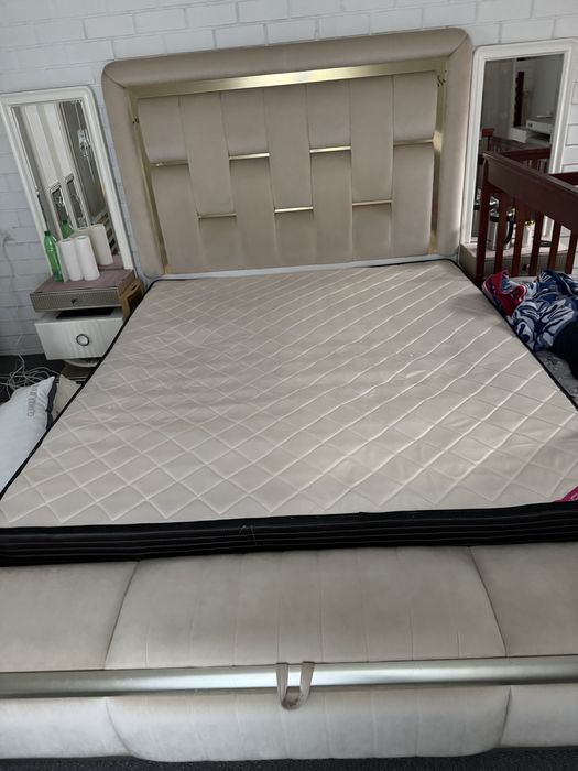 Матрас использовали 3года продаю за 300тысяч