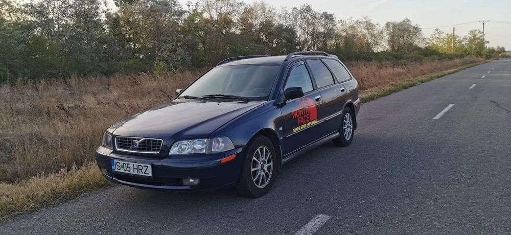 Volvo V40 Mașină ieftină și întreținută!