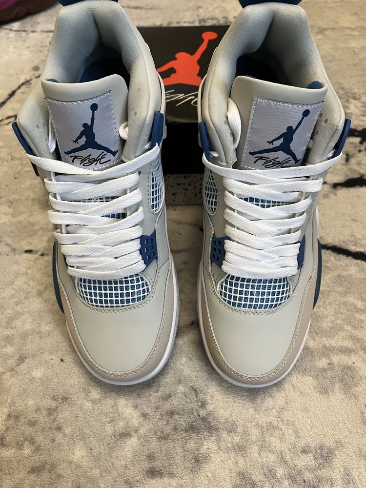 Jordan 4 “Military Blue”