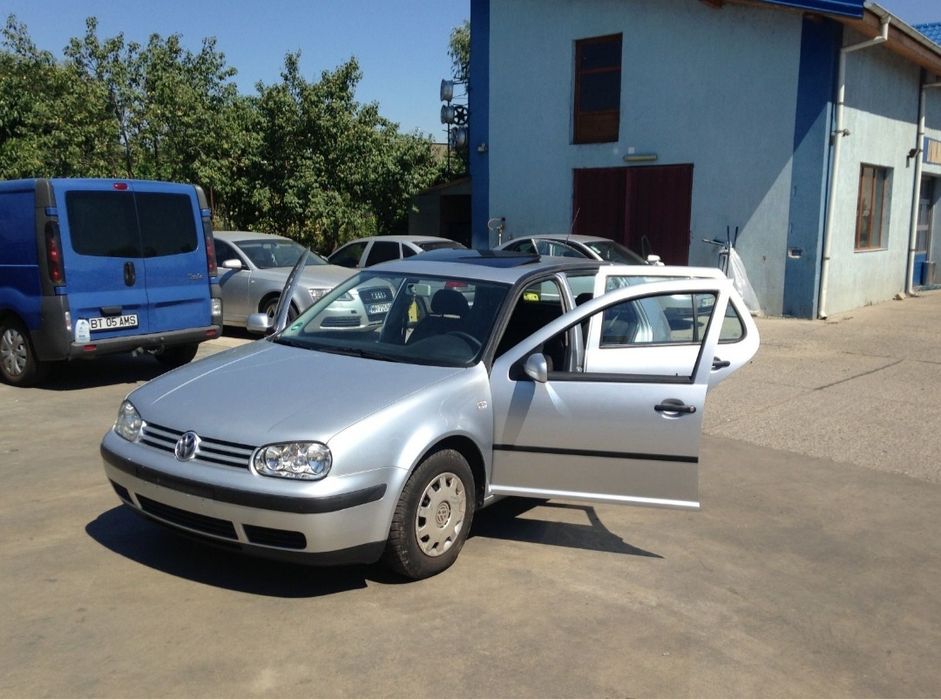 Vand VW golf 4 pentru programul rabla