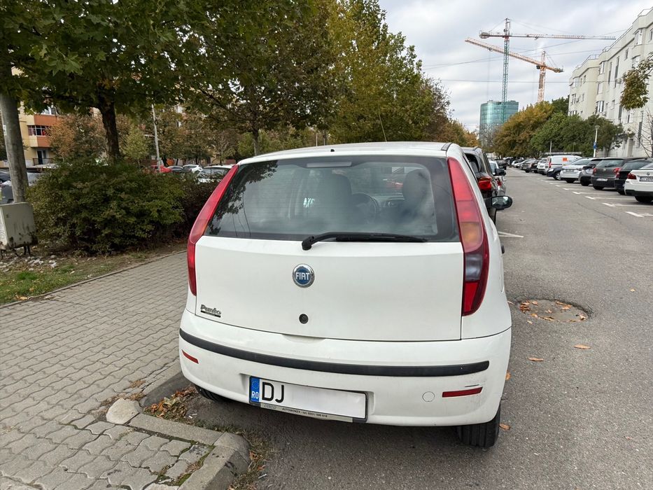 Fiat Punto 146k km functioneaza excelent,  actele si verificari la zi
