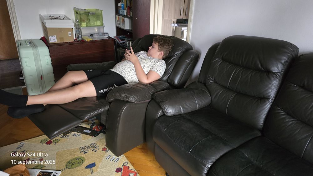 Set canapea 3 locuri + 2 fotolii recliner pret pe bucata piele eco