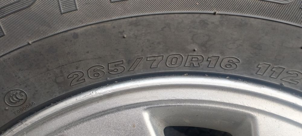 Продам диски с резиной