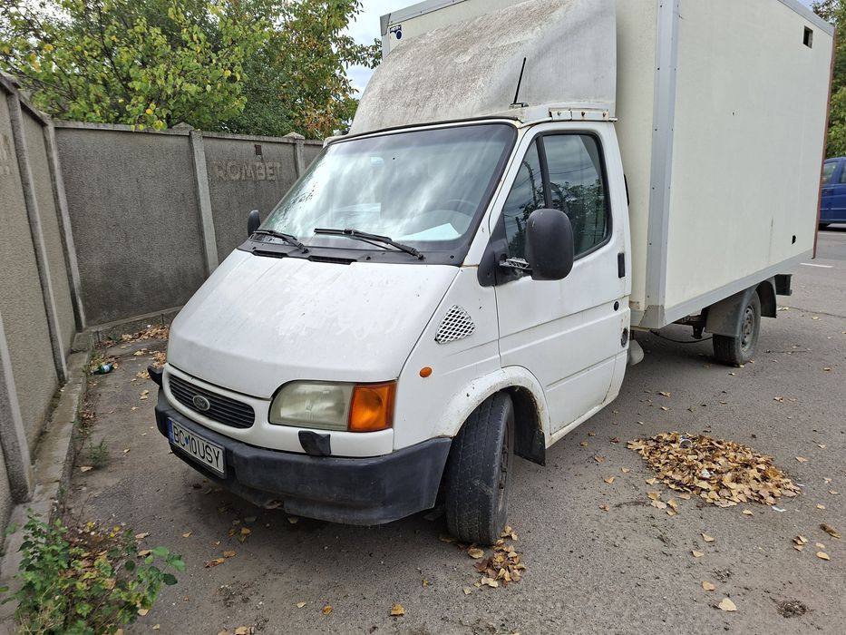 Ford Tranzit an 2000