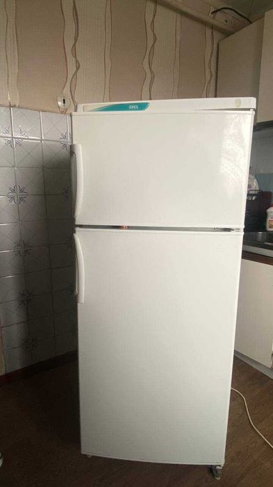 Холодильник в хорошем состоянии