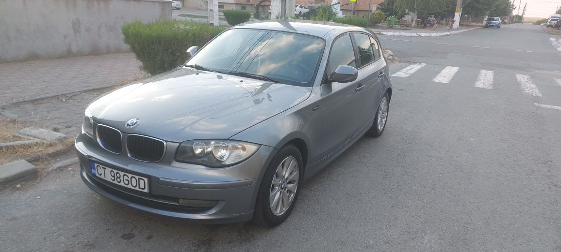 Vând bmw seria 1 2.0 diesel
An fabricatie 2010
Km 255.000
Masina se pr