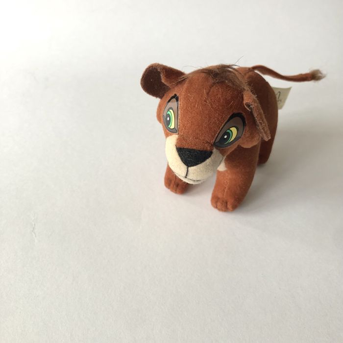 McDonald’s jucărie vintage 1998 – Sarabi—Regele Leu/Lion King