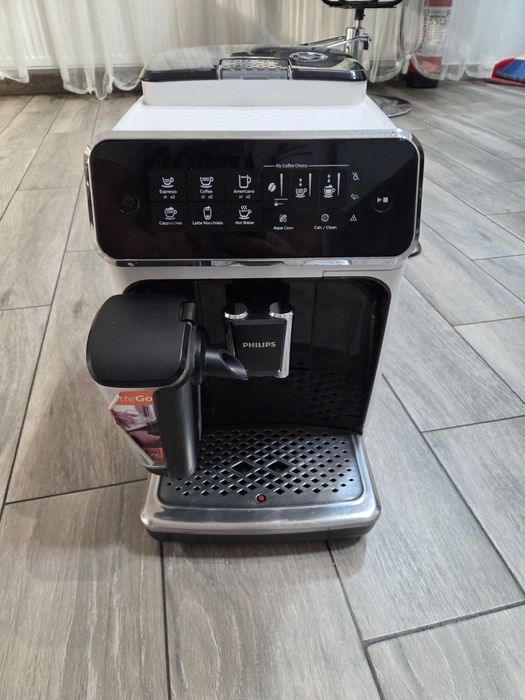 Aparat cafea PHILIPS 3200 folosit in stare buna