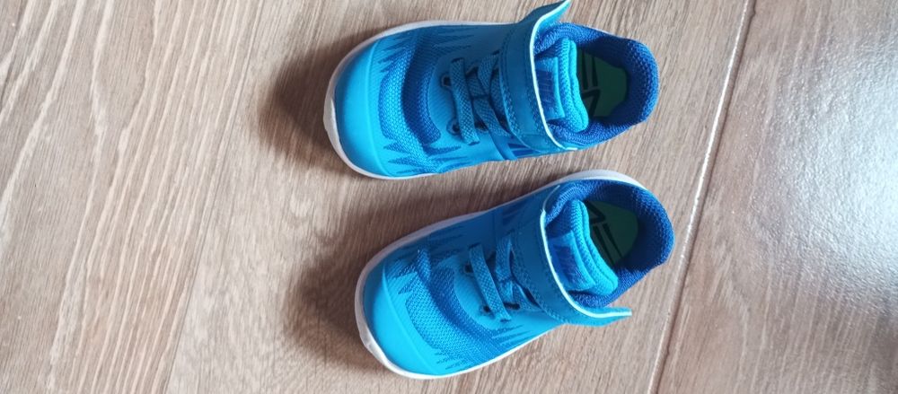 Pantofi nike baieti nr.21