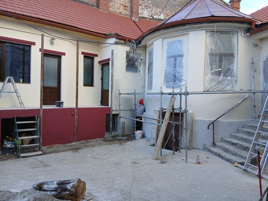 Renovari fațade și interioare