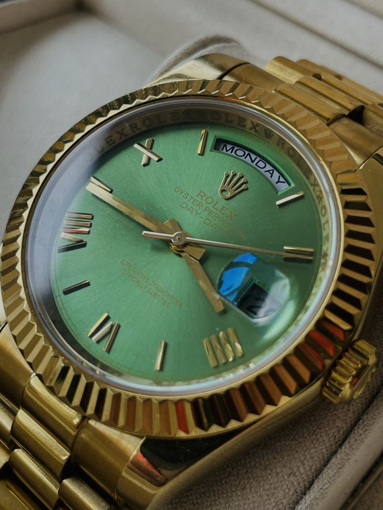 Rolex DayDate FullBox 40mm Gold Automatic Garantie