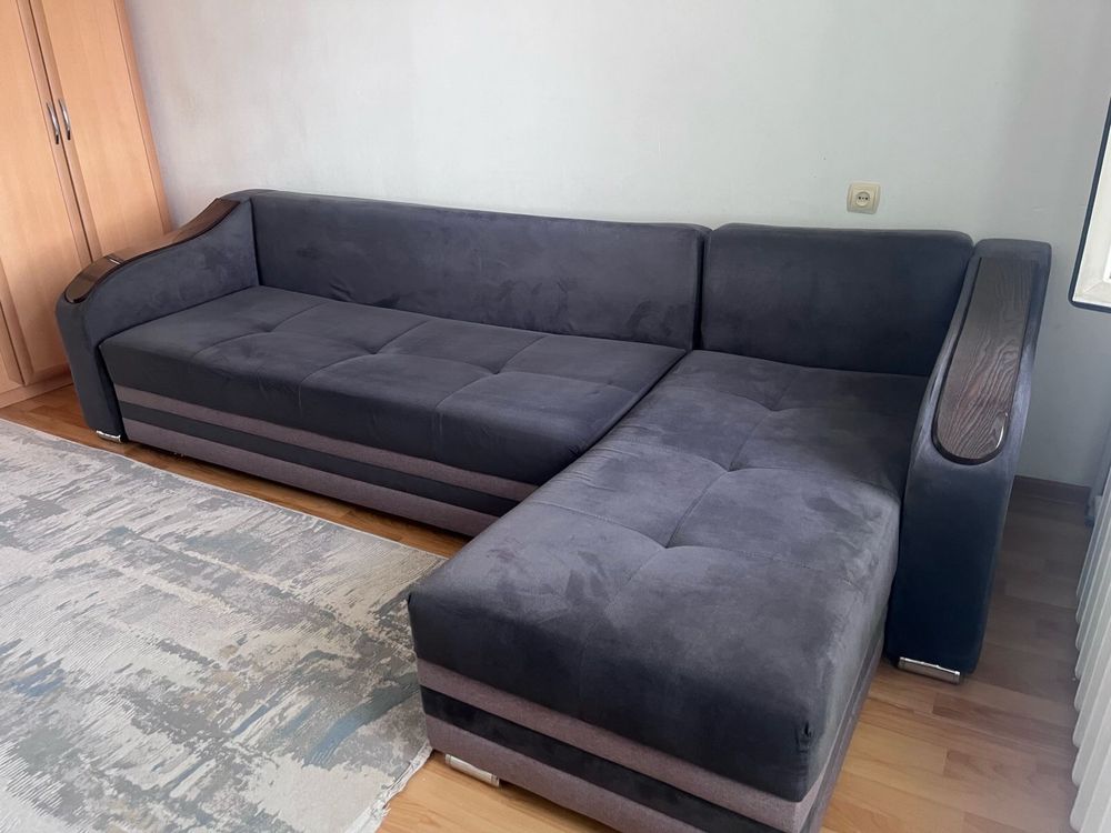 Продам диван в отличном состояние