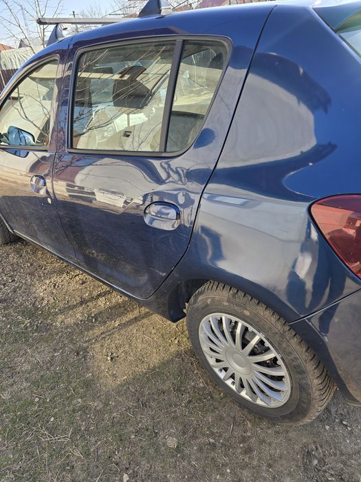 Vând Dacia sandero