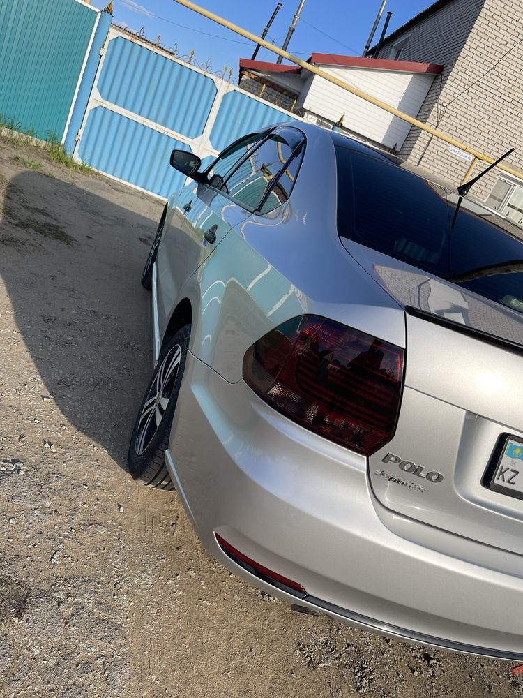 Продам volkswagen polo 5