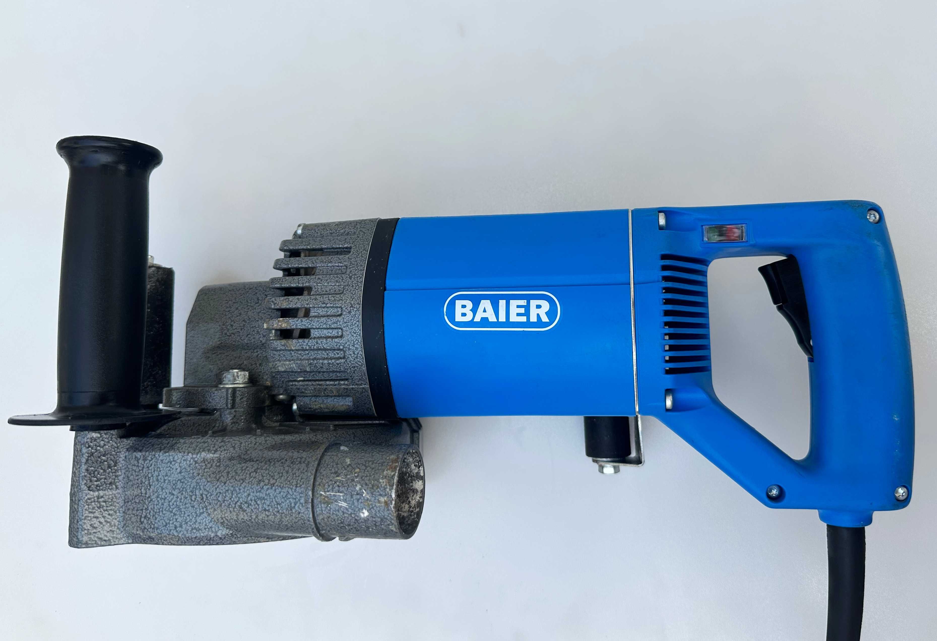 Baier BDN 453 - Фреза за канали 1800W