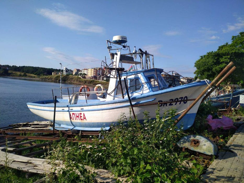 Оборудвана рибарска лодка/кораб
