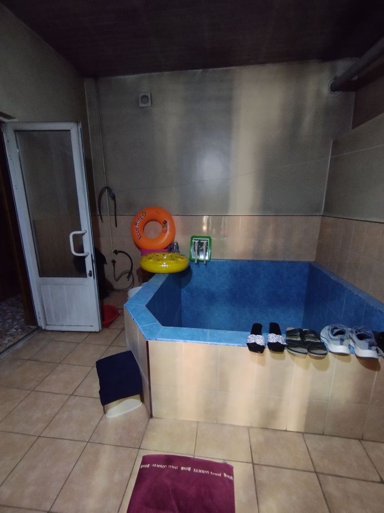 Quqon Garadokda Hovli (6 sotix)