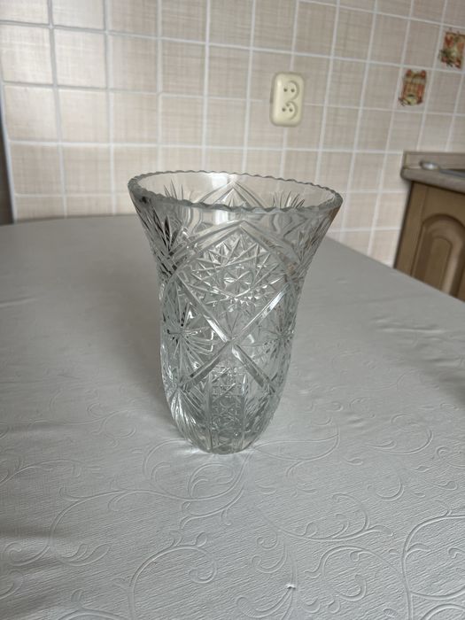 Вазы хрустальные