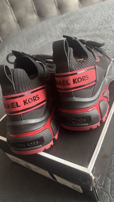 Michael Kors обувки