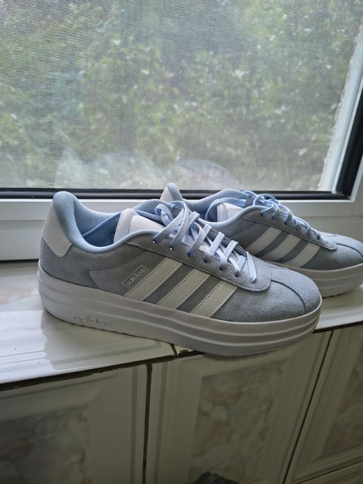 Vând adidas original