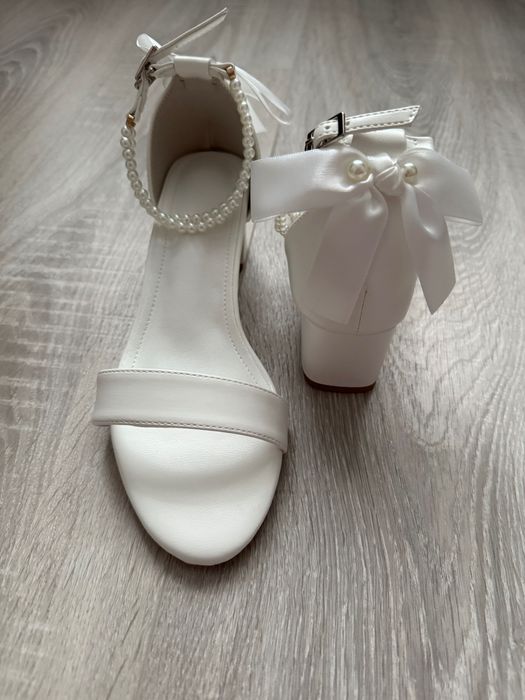 Sandale/Pantofi/Halat satin