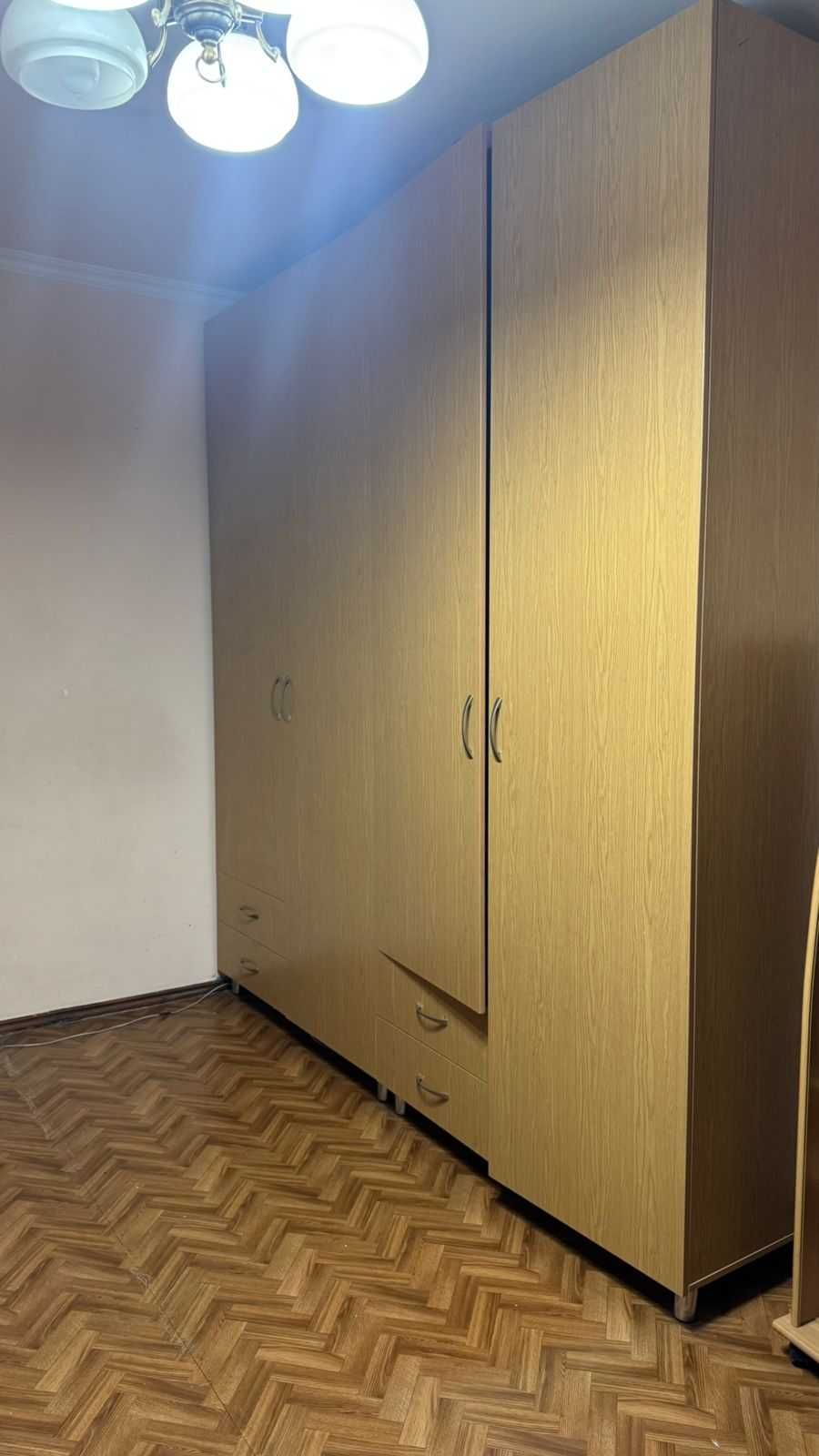 Шкаф для одежды б/у