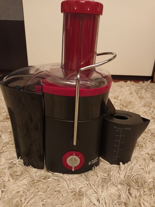 Storcator de fructe Russell Hobbs