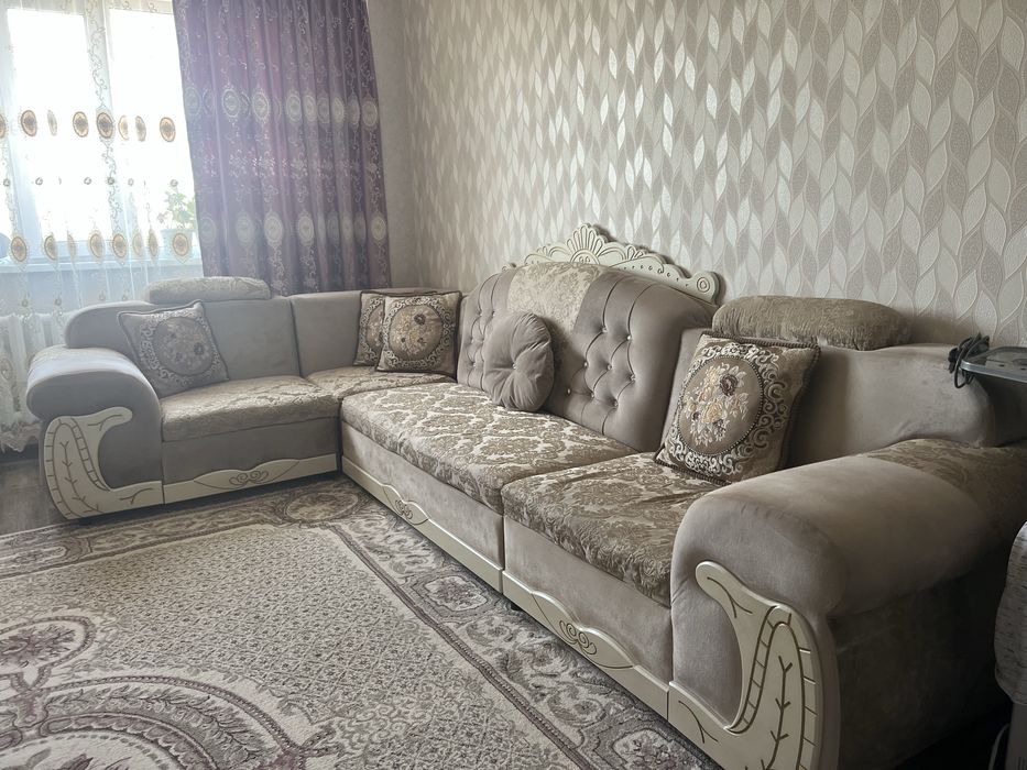 Продам угловой диван